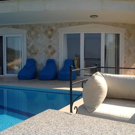 Kuyu Villa